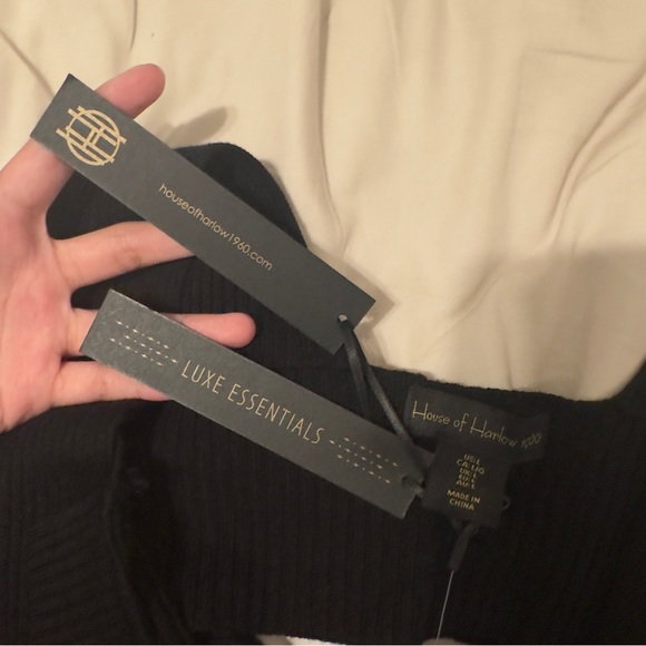 NWT House of Harlow 1960 Black Deep V-Neck Cropped Compresion Knit Crop Top L - Picture 7 of 7